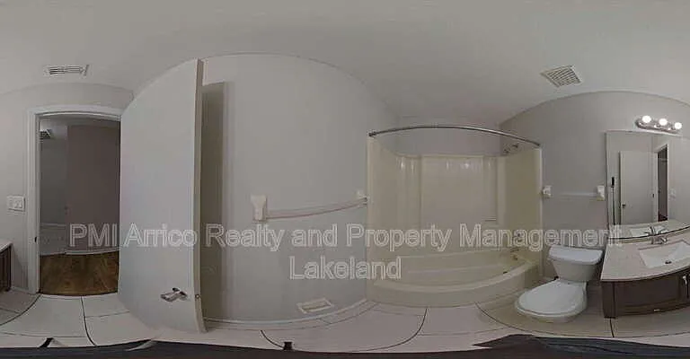 3211 Julia Ct — Photo 9
