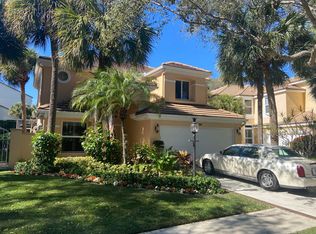 26 Grand Bay Cir, Juno Beach, FL 33408
