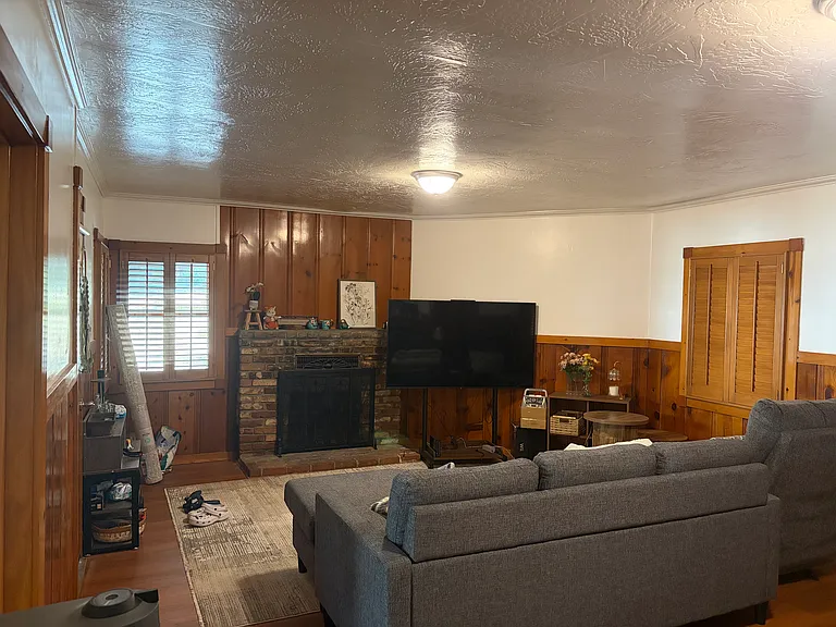 23110 Balsam Ln — Photo 6