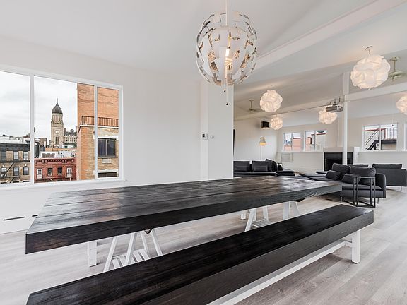 5th image of 211-213 E 3rd St #6R