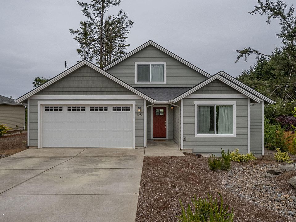 1st image of 1325 SE 41st St