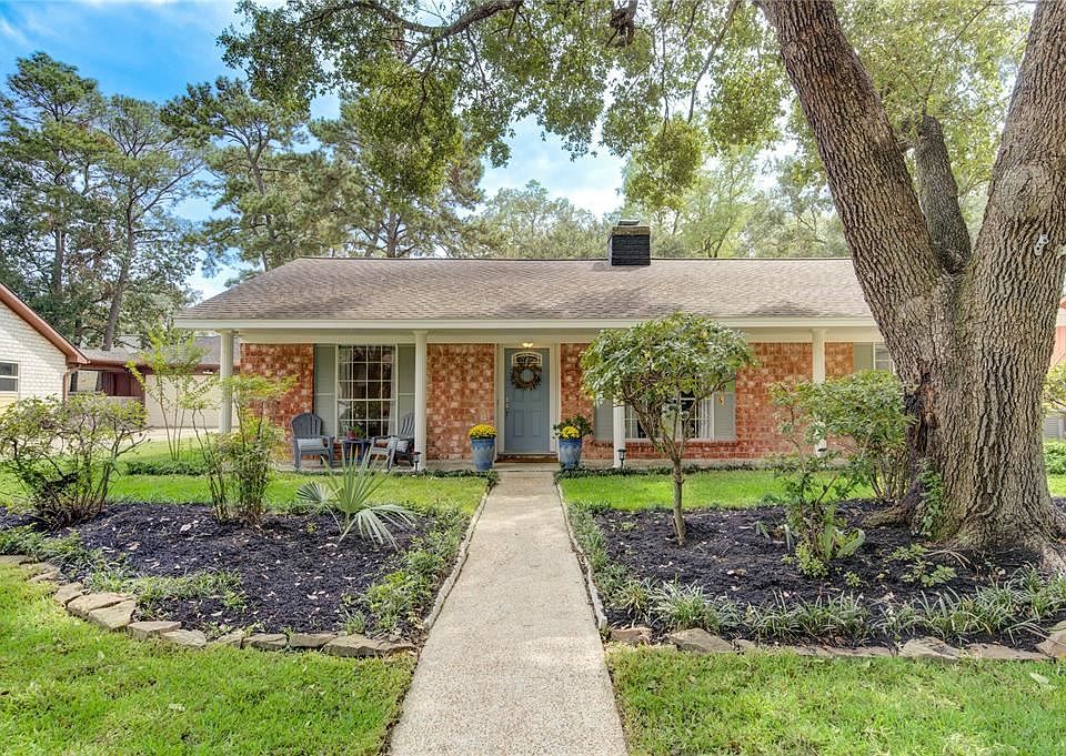 1st image of 3214 Lakehaven Dr