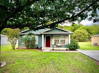 227 Windmill Hl, Seguin, TX 78155