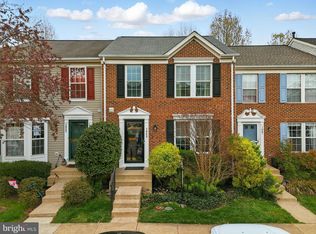 7045 Sauvage Ln, Gainesville, VA 20155