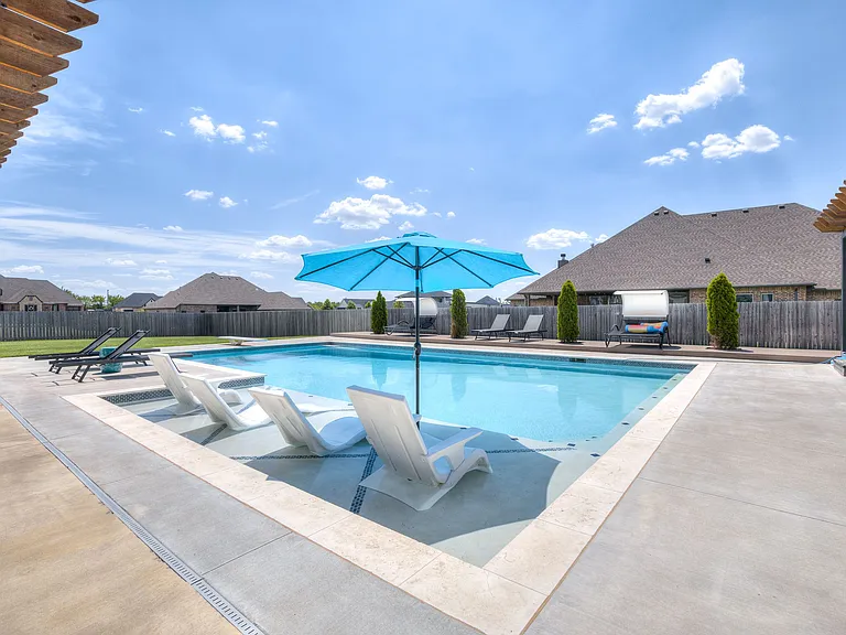 4001 Timber Valley Dr — Photo 38