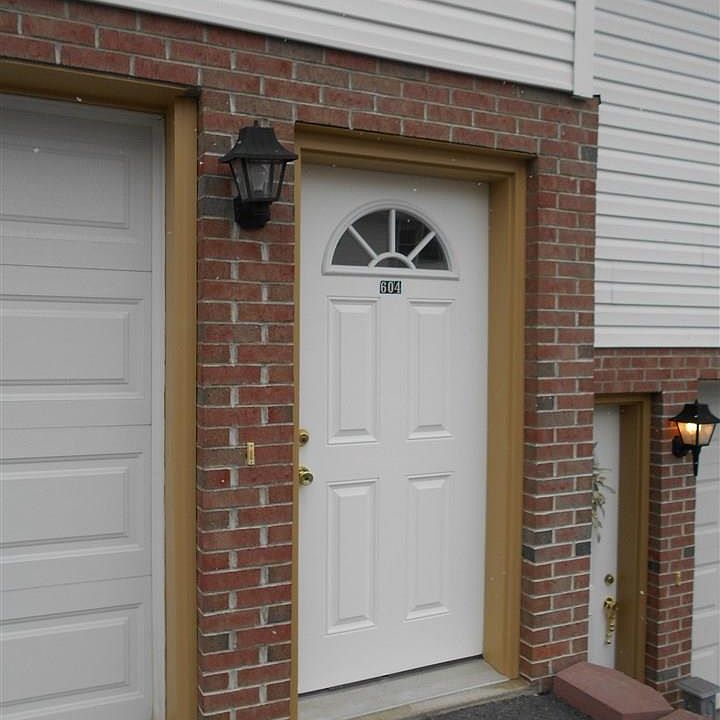 1st image of 1112 Carmell Ct