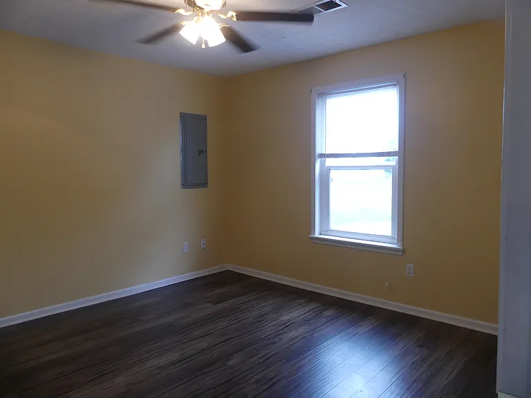 3117-3119 Winning Colors Way — Photo 14