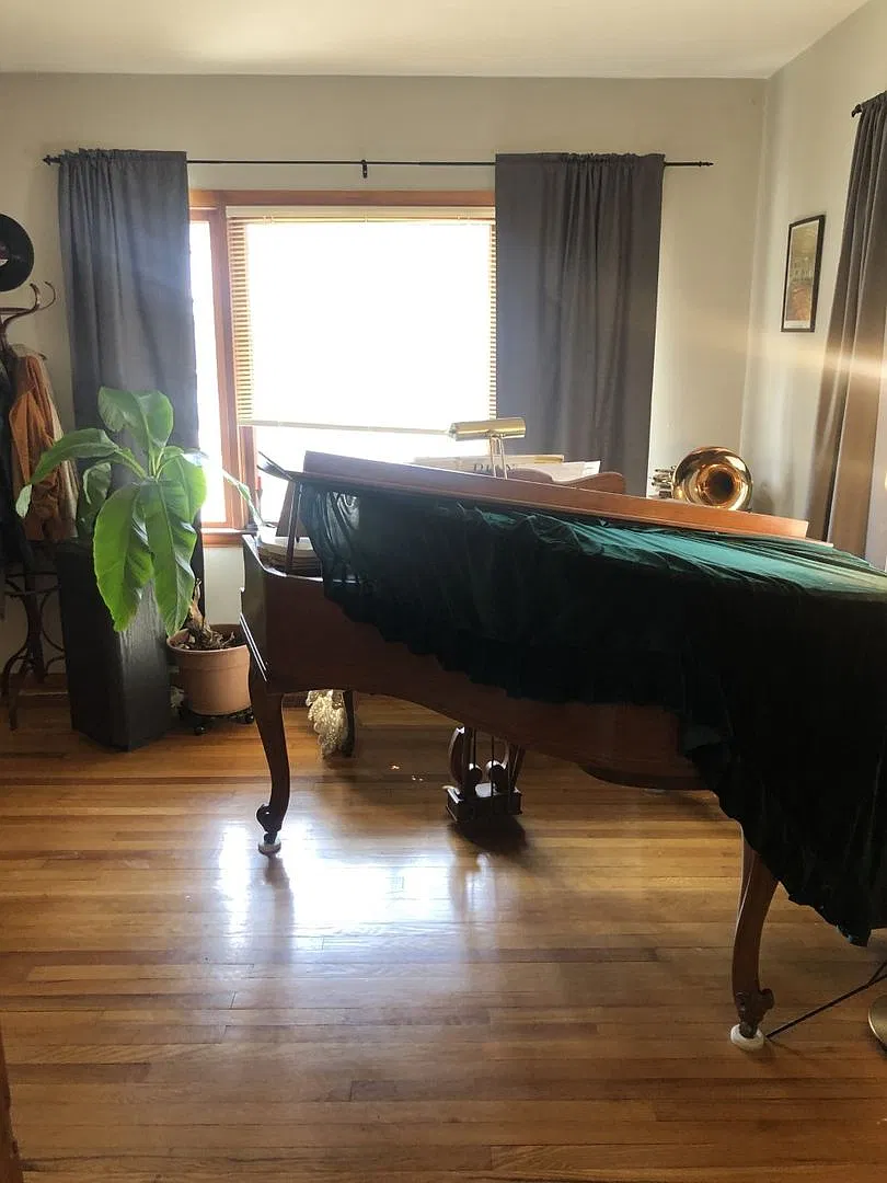 Three Bedroom In The Desired Hills and Dales Neighborhood — Photo 4