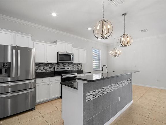 3rd image of 21620 Bella Terra BLVD