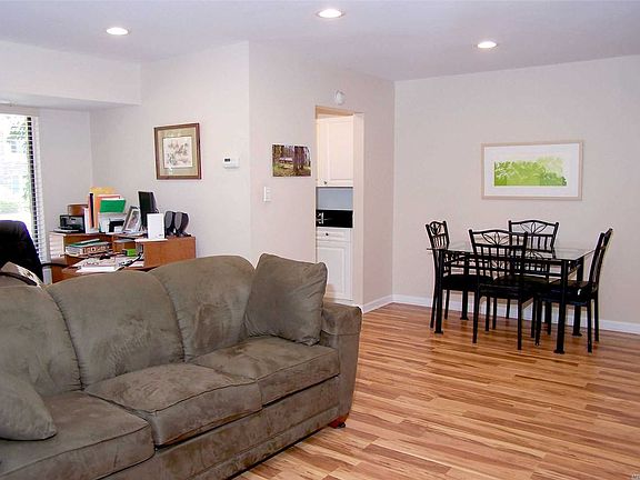 3rd image of 27 Kiowa Ct