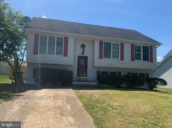 46047 Warwick Dr, Lexington Park, MD 20653