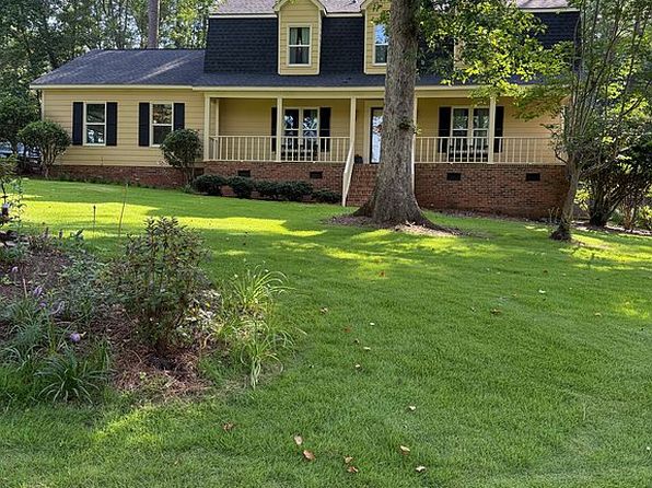 324 Hunters Blind Dr