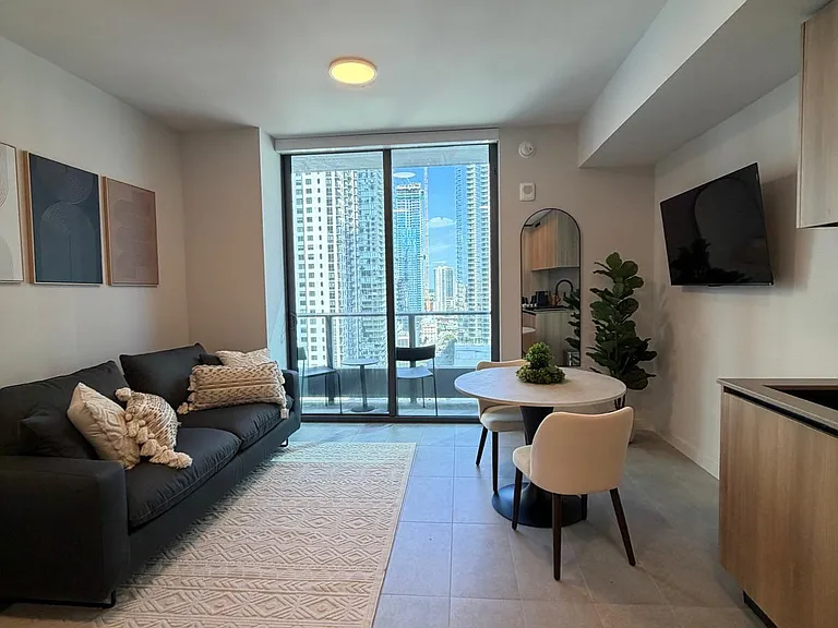 121 NE 5th St #2309 — Photo 16