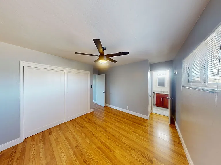 845 Macarthur Blvd — Photo 12