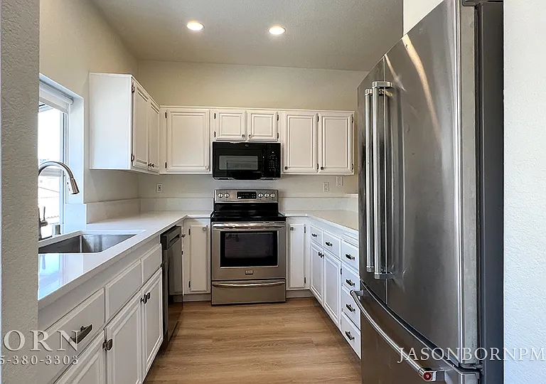 5782 Oak Bank Trl — Photo 8