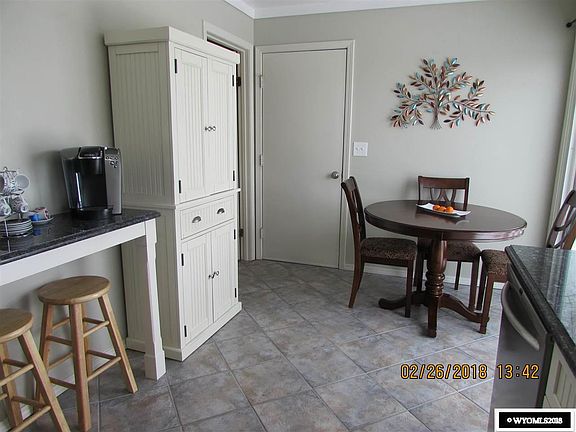 4th image of 917 Quincy Dr