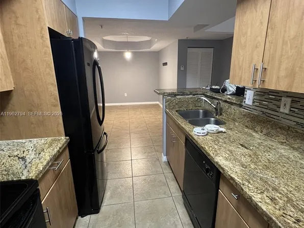 231 SW 116th Ave, Pembroke Pines, FL