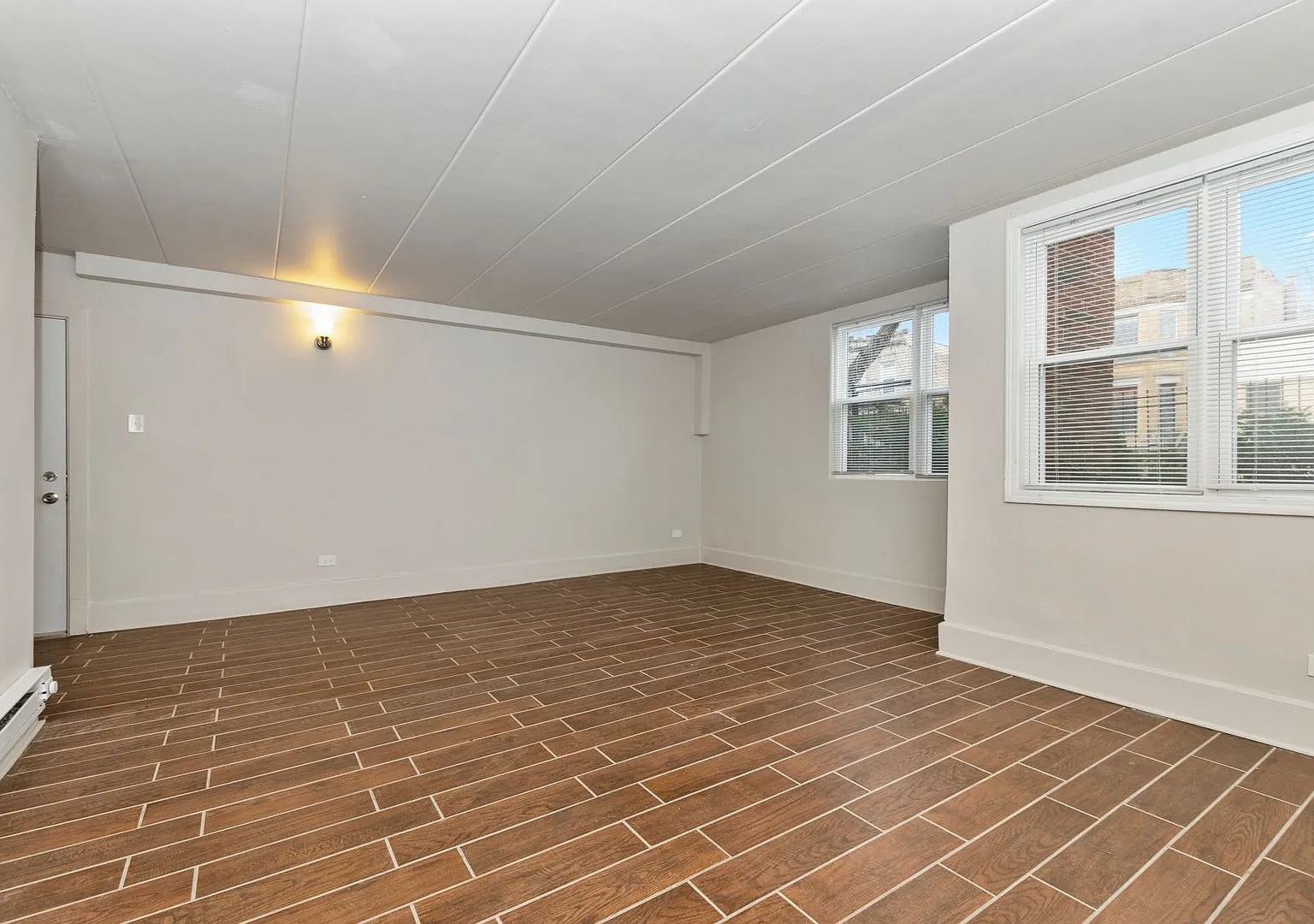 6603 S Rhodes Ave — Photo 3