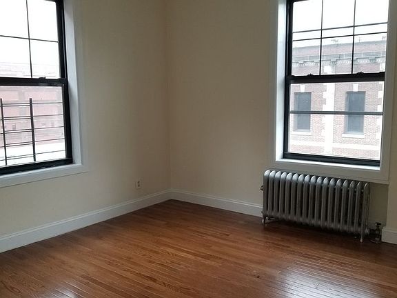 2nd image of 3000 Kingsbridge Ave APT 4I