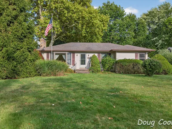 958 Maynard Ave NW, Grand Rapids, MI 49504