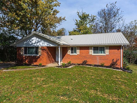 2nd image of 212 Forest Ct