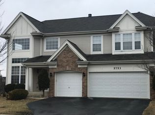5753 Foxfield Ln, Lake In The Hills, IL 60156
