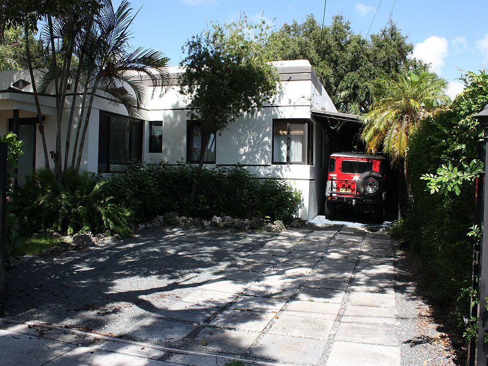 Front Driveway (gated)