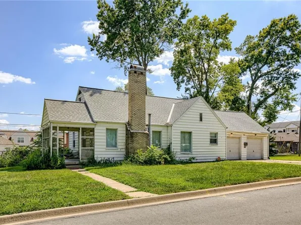 5401 W 58th St, Roeland Park, KS 66205