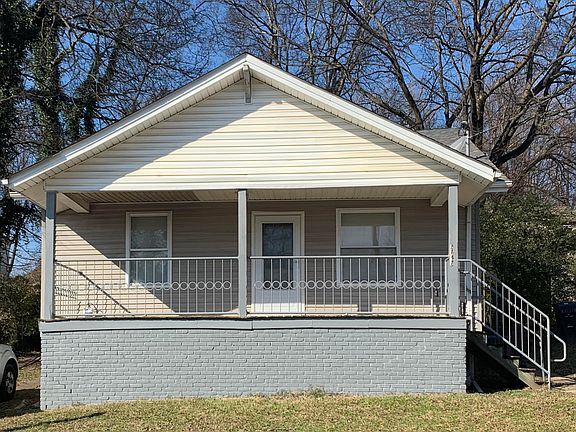 2nd image of 2747 Nichols Ave