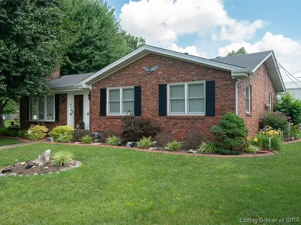 914 Longfield Drive, Clarksville, IN 47129