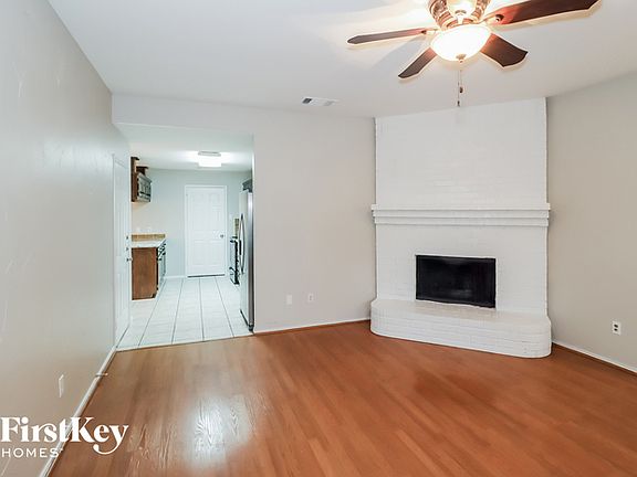 4th image of 3717 Biscay Dr