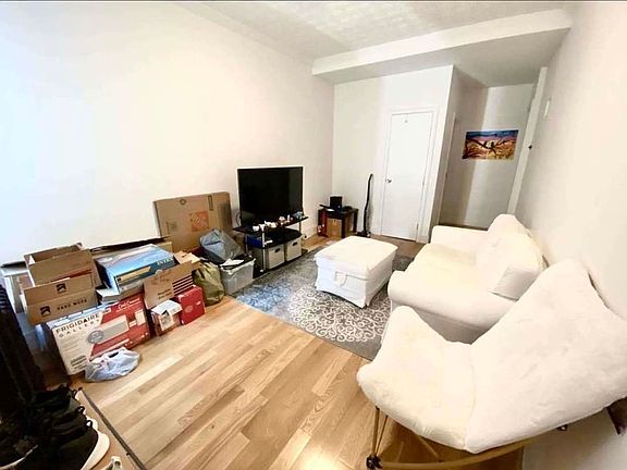 5th image of 30-42 30th St #3L