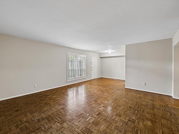 2nd image of 355 N Post Oak Ln APT 644