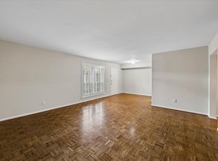 355 N Post Oak Ln APT 644, Houston, TX 77024