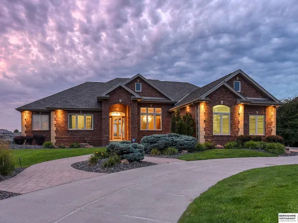 604 S 249th Cir, Waterloo, NE 68069