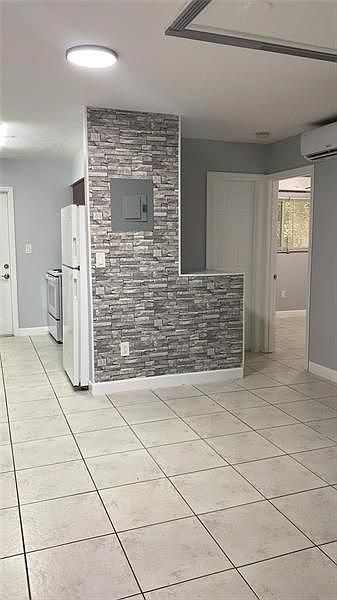 1st image of 6224 Miramar Pkwy #12