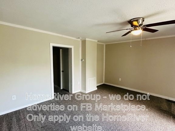 2nd image of 209 W 23rd St