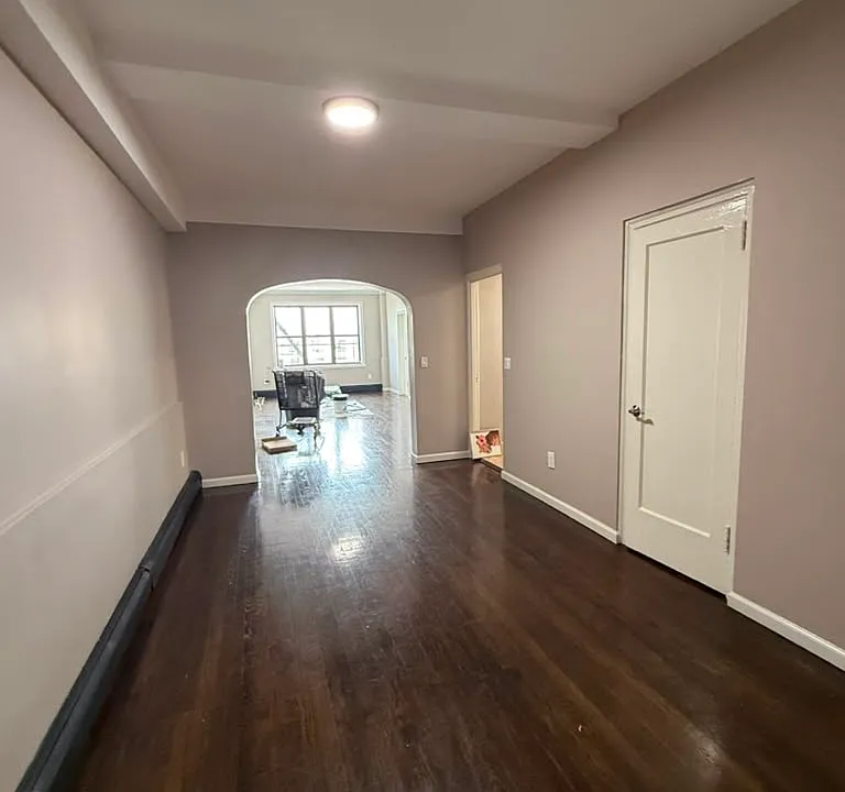 151 S Harrison St #2B