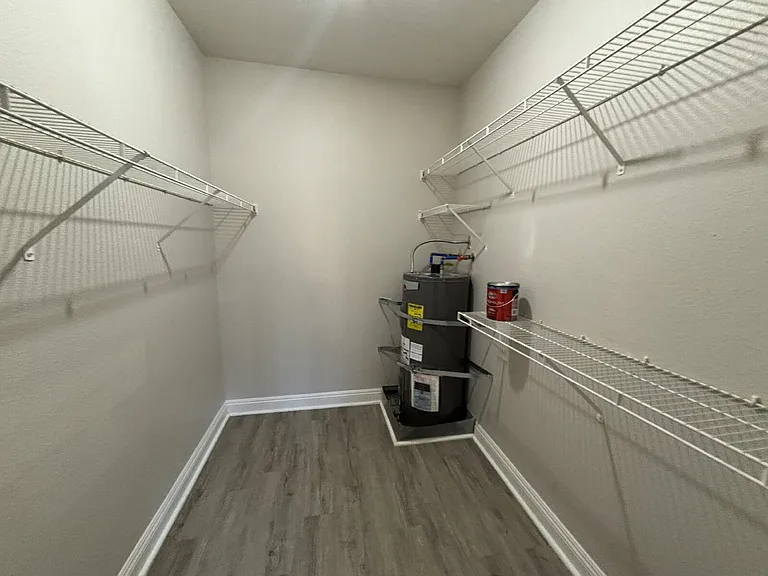 5122 S Jones Blvd #108 — Photo 14