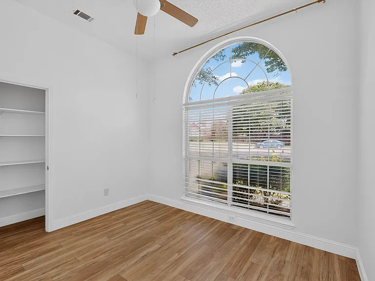743 Pulitzer Ln — Photo 26