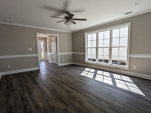3rd image of 8267 Bannock Cir