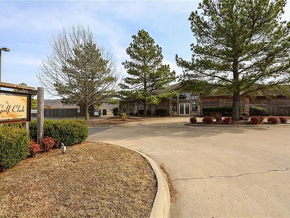 3rd image of 11375 Club House Pkwy