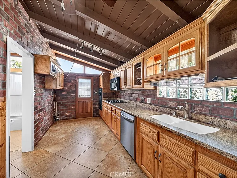 14621 Dalmatian Ave — Photo 6