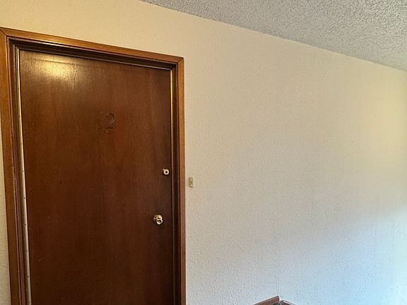3rd image of 105 W Fremont Ave #12
