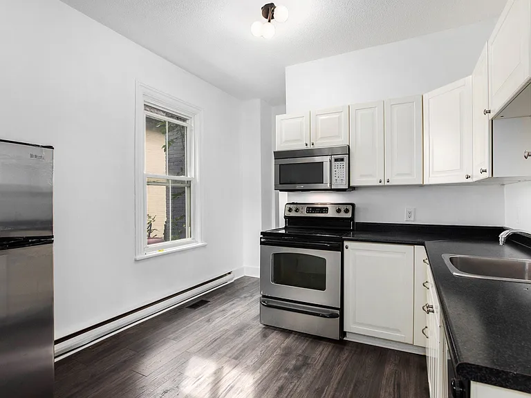 116 Boteler St #1 — Photo 12