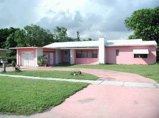 585 NW 121st St, North Miami, FL 33168