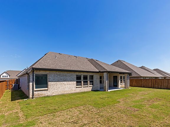 3rd image of 232 Frio Dr #0MVJ9W