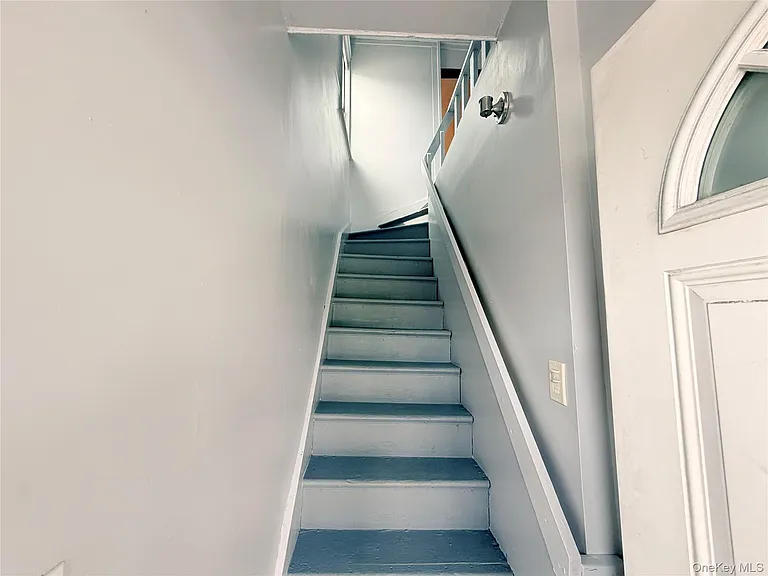 8 Roberts St #2A — Photo 7