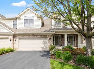 235 Wildflower Ln, La Grange, IL 60525