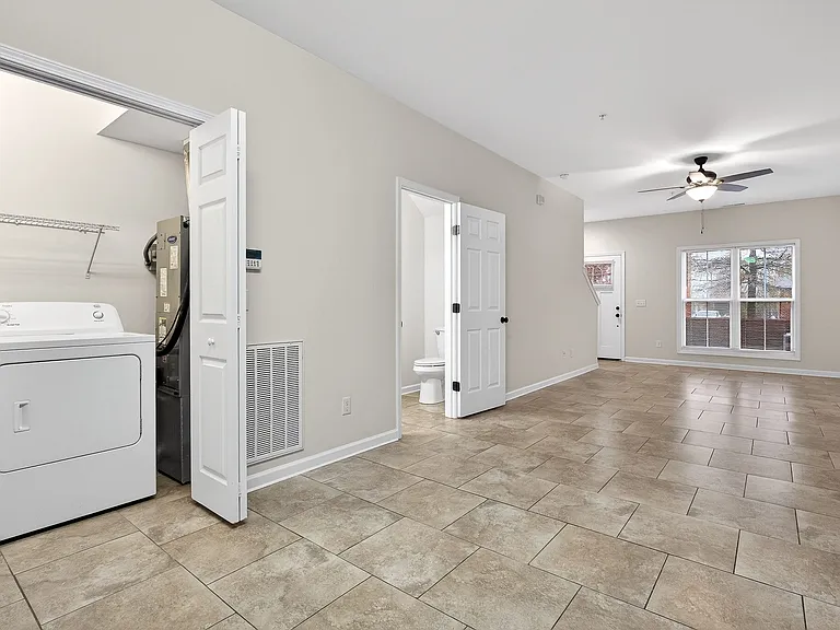 115 Joy Dr #115 — Photo 10